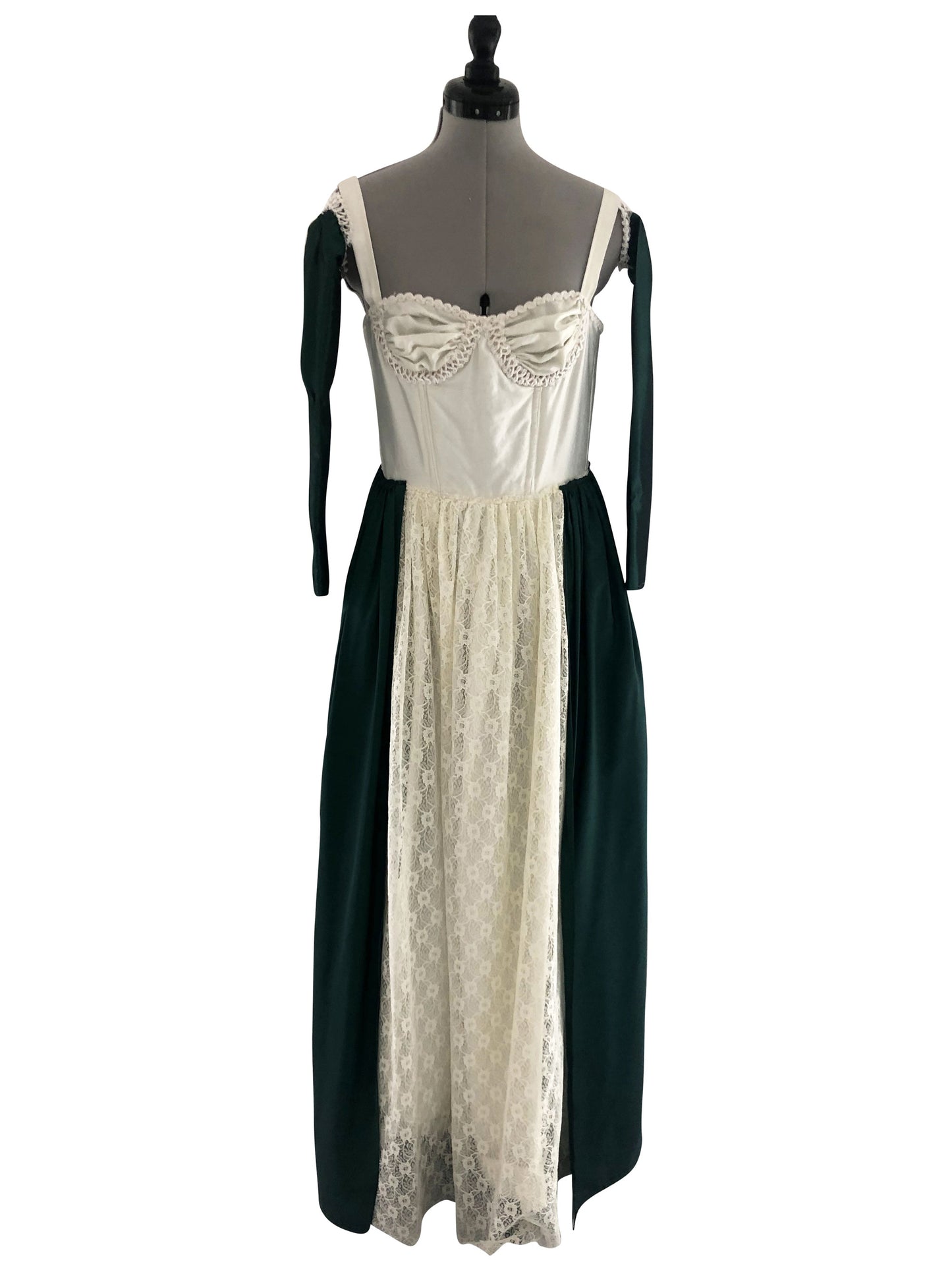 Dirndl Holdrio