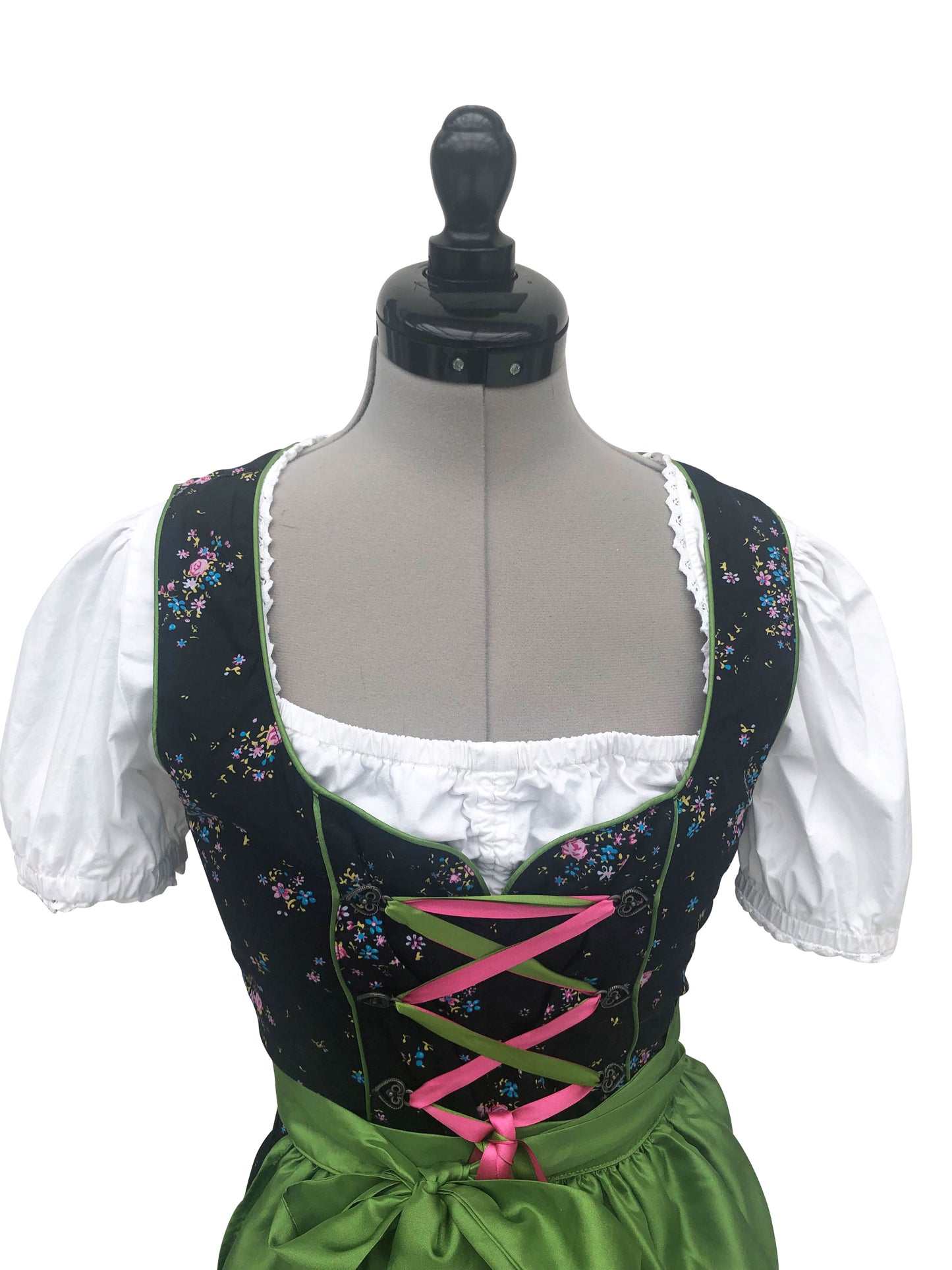 Dirndl Frühlingszauber