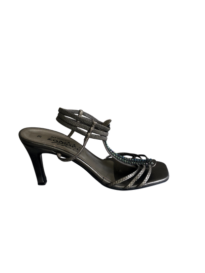 Pumps Rainbow Spark