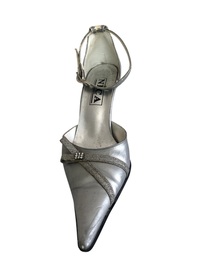 Pumps Silver Charm