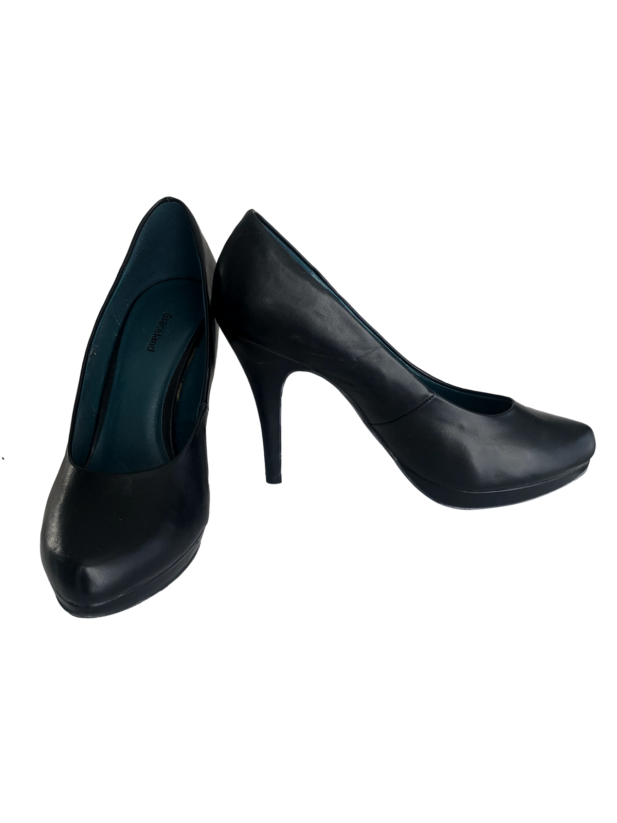 Pumps Black Elevation
