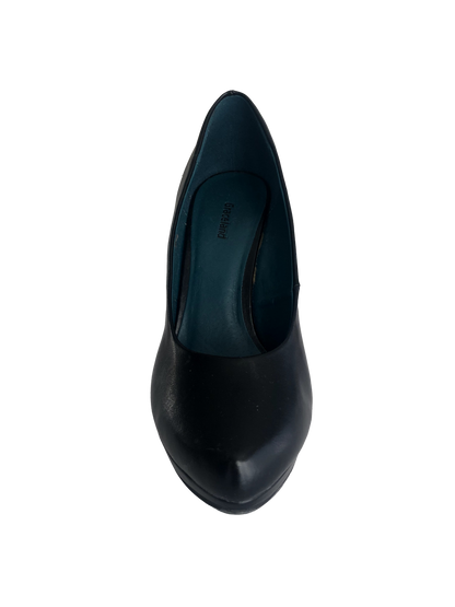 Pumps Black Elevation